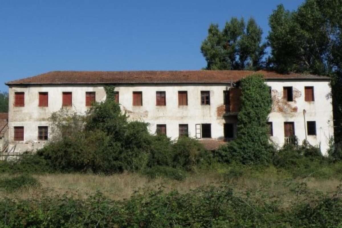 A Pinguela’s Tanning Mill